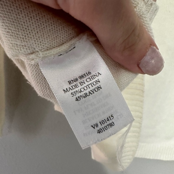 Coldwater Creek Vintage Beautiful
Creamy White Beaded Tree
Sweater - Picture 6 of 6